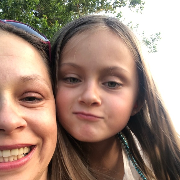 Meet your Posher, Karen - Picture 8 of 16